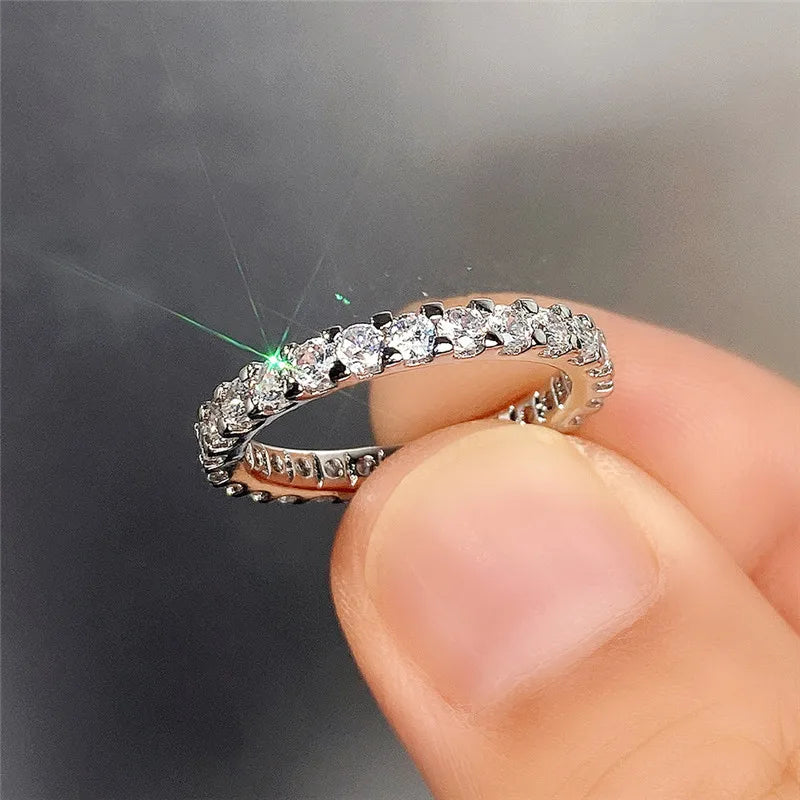 Anel cor prata banda com zircônia cúbica de brilhantes